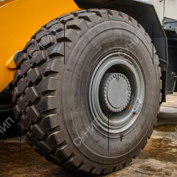 Шины для экскаватора - Запчасти для спецтехники